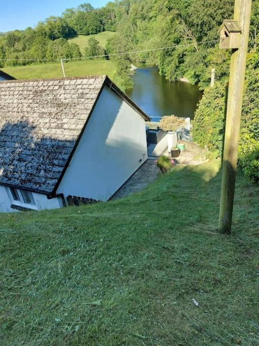 Riverside Retreat Llandysul Exterior photo